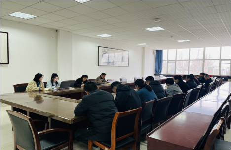 足球365直播网就业处召开2023届毕业生就业工作专题会