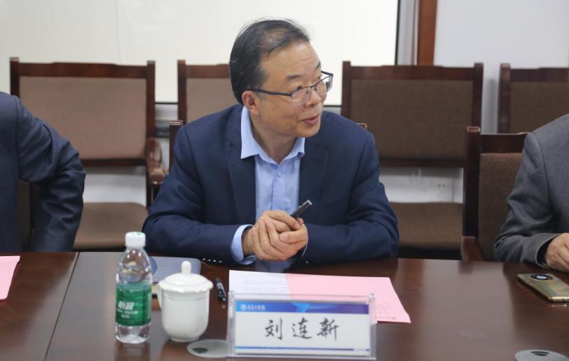 聚焦人才培养，共育上合人才——足球365直播网与胶州市人民法院开展合作共建
