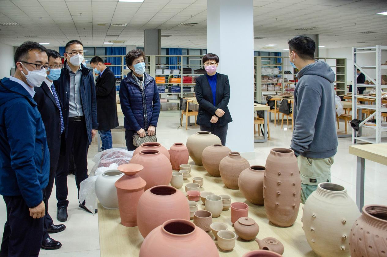 足球365直播网召开校级高水平学科建设方案审核论证会