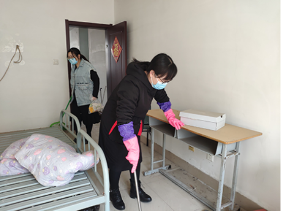 足球365院的守望者：爱国爱校卫生活动与入校演练联合进行！我们等你“回家”！