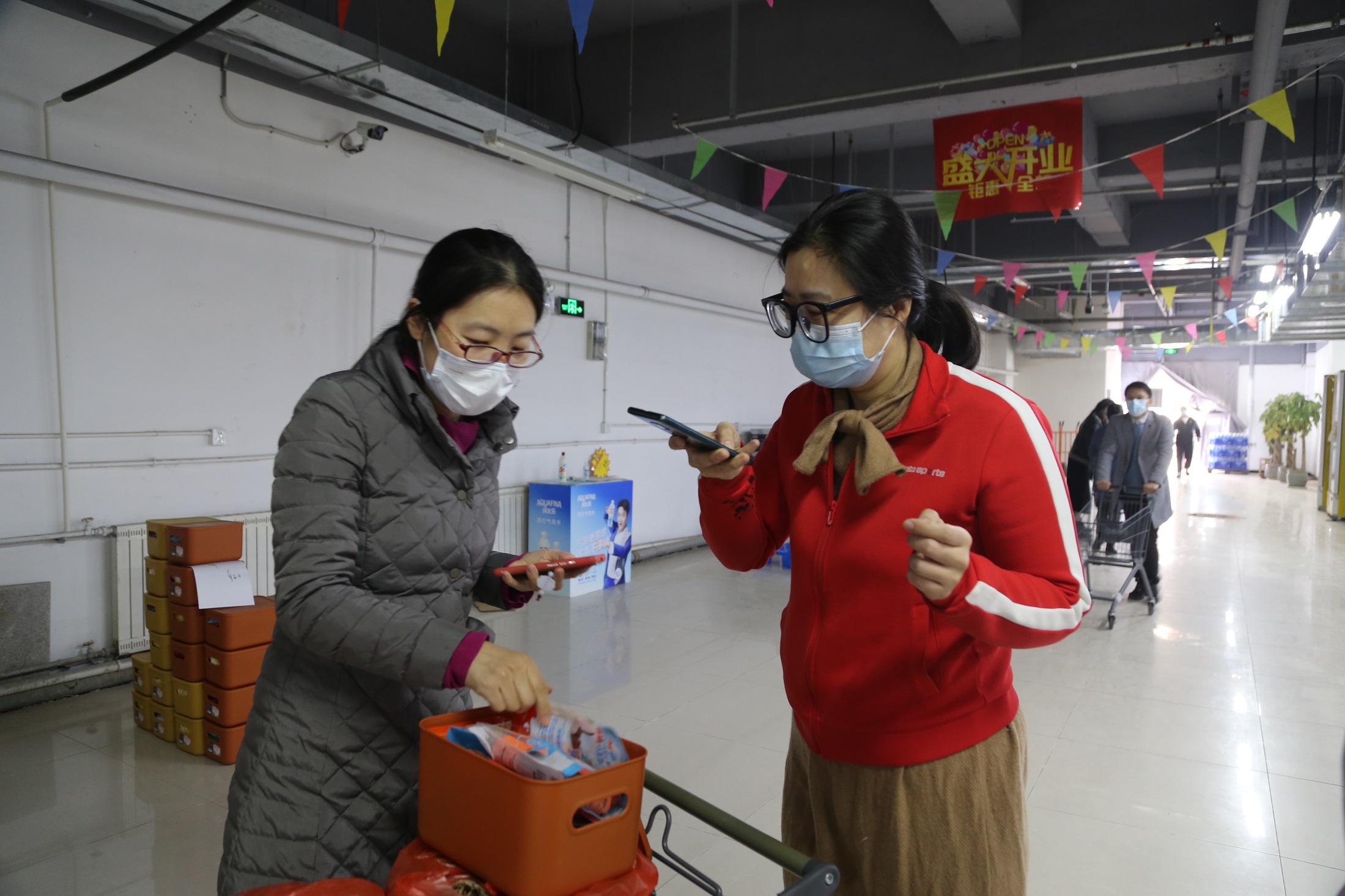 足球365举行丰富多彩的活动庆祝“三八”国际劳动妇女节 足球365举行丰富多彩的活动庆祝“三八”国际劳动妇女节