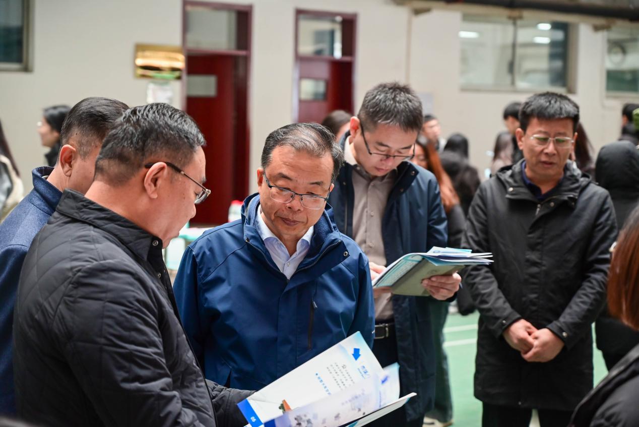 筑梦青春·职引未来——足球365成功举办 2024届毕业生即墨区秋季专场校园招聘会 筑梦青春·职引未来——足球365成功举办 2024届毕业生即墨区秋季专场校园招聘会