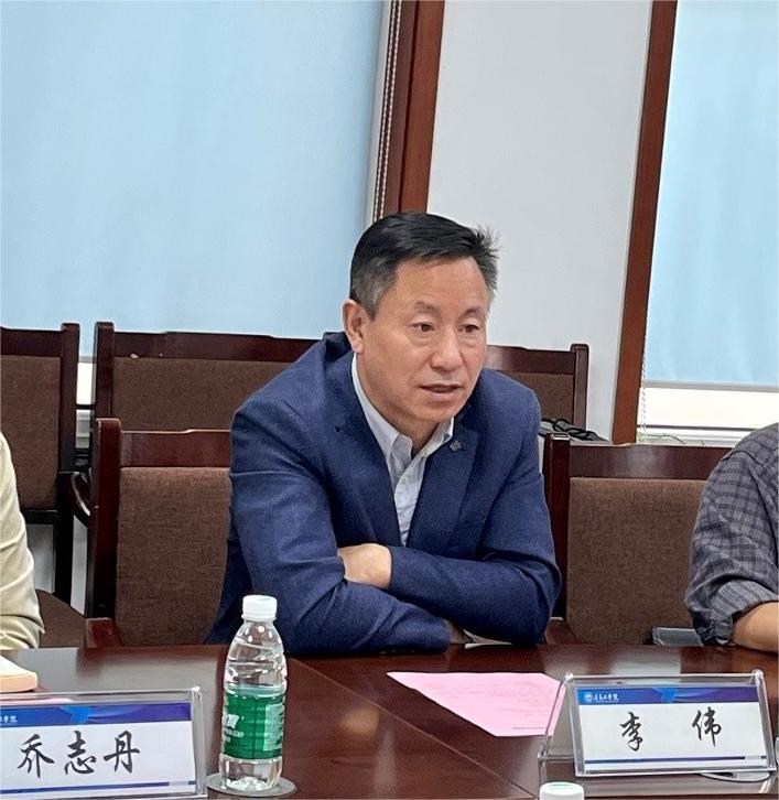足球365直播网与山东汇锋新材料有限公司举行校企合作签约暨产业教授聘任仪式 足球365直播网与山东汇锋新材料有限公司举行校企合作签约暨产业教授聘任仪式
