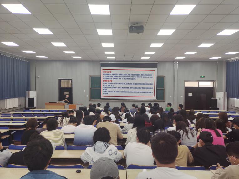 足球365联合三里河派出所反诈中心开展反诈宣传进校园活动