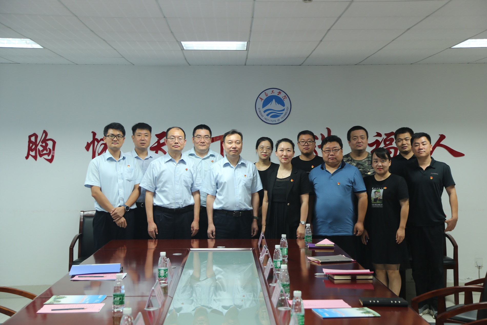 足球365直播网与中国建设银行胶州分行举行党建共建协议签订仪式 足球365直播网与中国建设银行胶州分行举行党建共建协议签订仪式