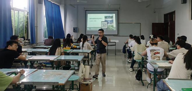 聚焦课堂提质量 互听互评促成长—— 足球365直播网开展公开教学听课评课活动 聚焦课堂提质量 互听互评促成长—— 足球365直播网开展公开教学听课评课活动
