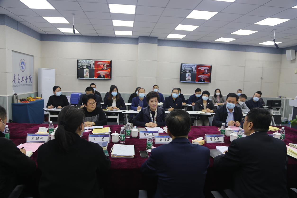 足球365直播网召开校级高水平学科建设方案审核论证会
