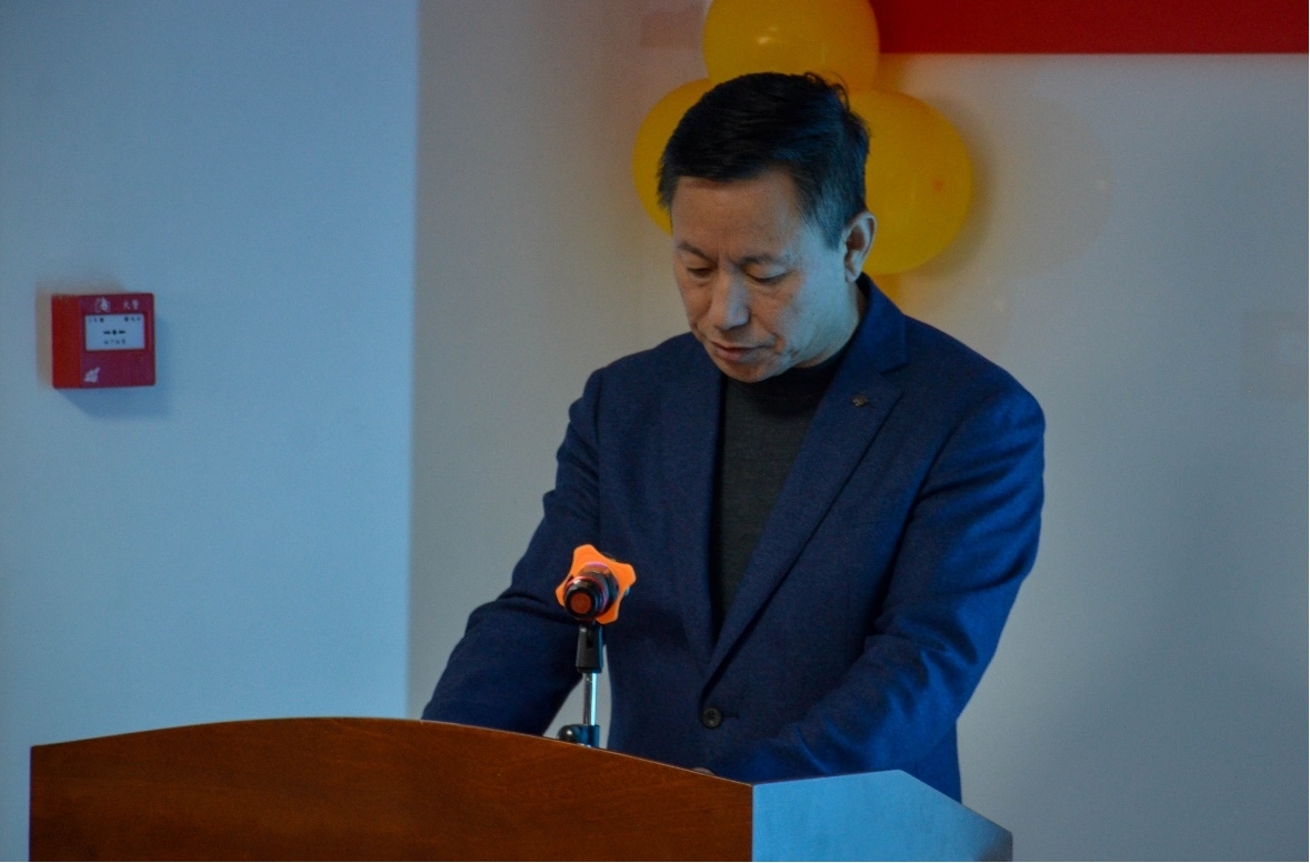 校企合作结新果,携手育人同向行 ——足球365直播网与青岛红山果科技共建产教融合电商实训基地启动仪式圆满举行 校企合作结新果,携手育人同向行 ——足球365直播网与青岛红山果科技共建产教融合电商实训基地启动仪式圆满举行