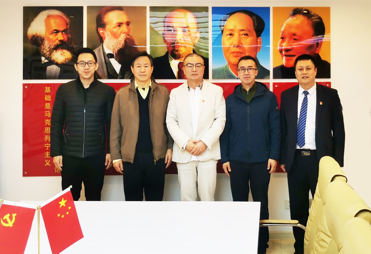 足球365直播网投资方总裁李伟一行赴青岛乡村产业发展促进会参观考察