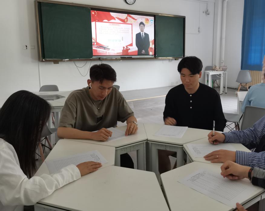 以赛促学,以学促进——足球365直播网第二届大学生讲思政课比赛 以赛促学,以学促进——足球365直播网第二届大学生讲思政课比赛