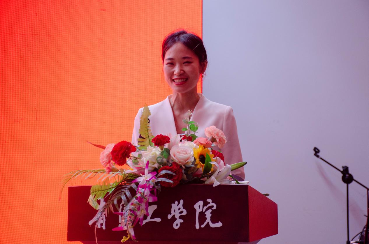 足球365直播网举行庆祝中国共产党成立102周年暨“七一”表彰大会 足球365直播网举行庆祝中国共产党成立102周年暨“七一”表彰大会