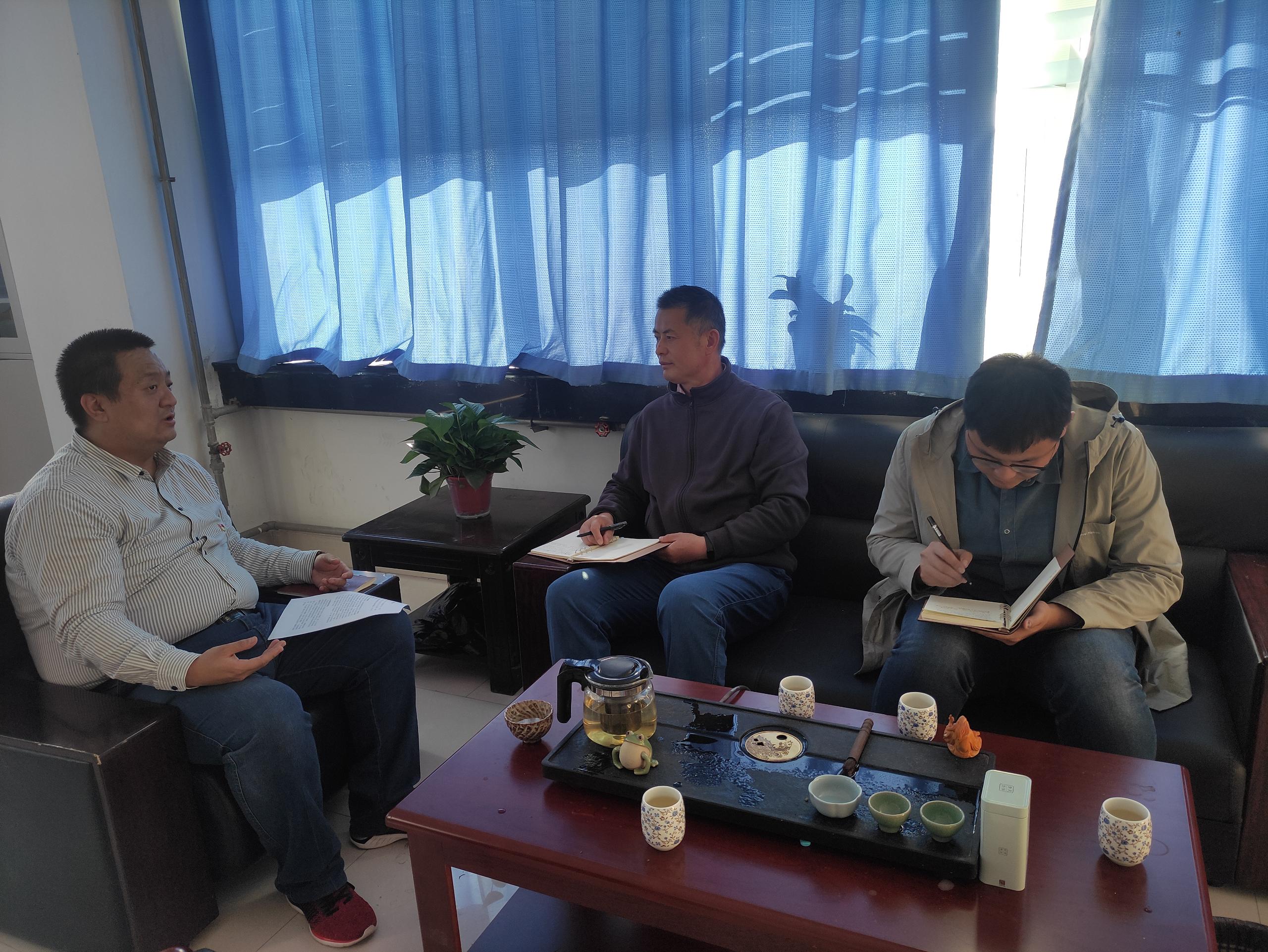 省委教育工委党建工作联络员深入足球365基层党组织调研指导党建工作 省委教育工委党建工作联络员深入足球365基层党组织调研指导党建工作