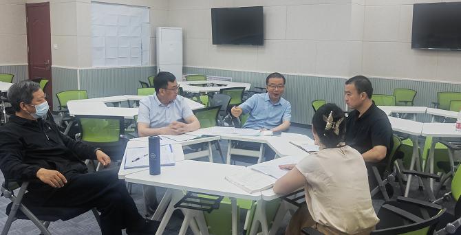 聚焦课堂提质量 互听互评促成长—— 足球365直播网开展公开教学听课评课活动 聚焦课堂提质量 互听互评促成长—— 足球365直播网开展公开教学听课评课活动