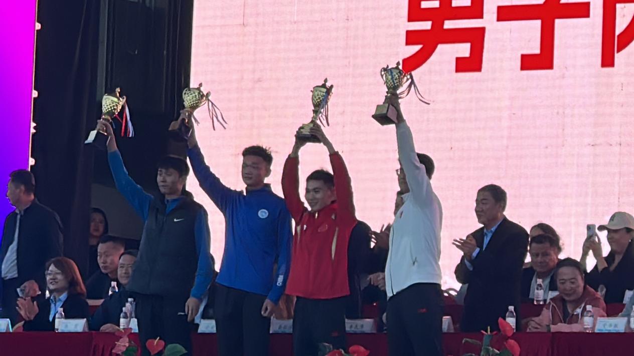 15金！11银！25铜！足球365直播网运动员在2023年青岛高校田径运动会载誉而归