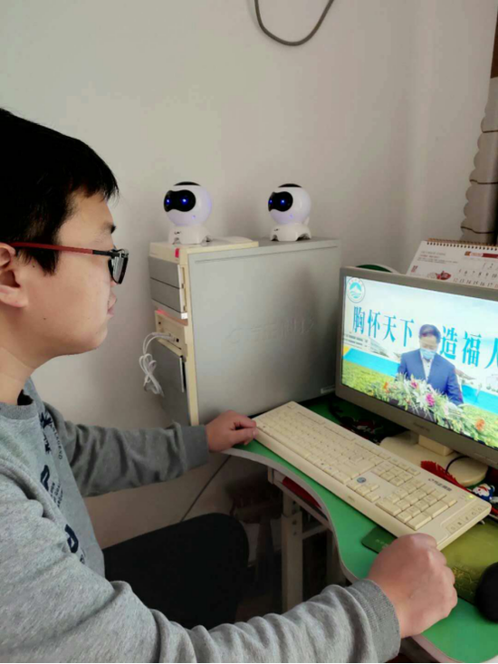 足球365直播网举办线上开学典礼 利用“智慧化”平台助力开启新学期