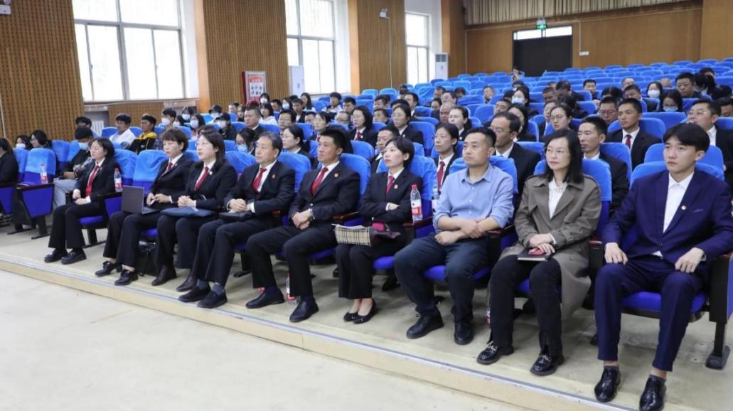 审判专家进校,彰显司法魅力——胶州市 人民法院“法正心和”红色课堂在足球365开讲 审判专家进校,彰显司法魅力——胶州市 人民法院“法正心和”红色课堂在足球365开讲