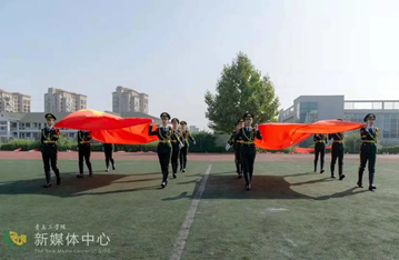 足球365直播网 2021级新生军训结营仪式 暨开学典礼顺利举行 足球365直播网 2021级新生军训结营仪式 暨开学典礼顺利举行