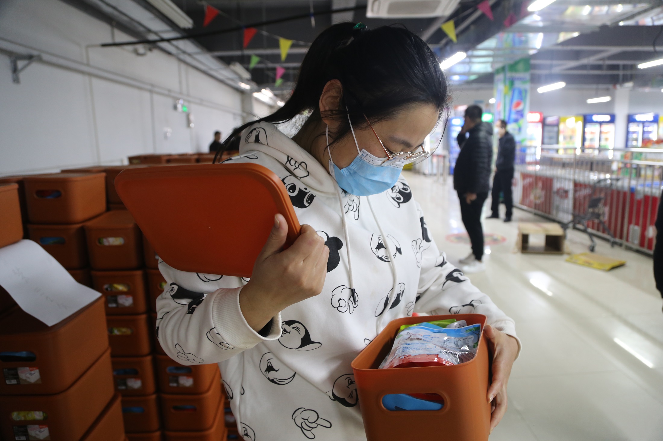 足球365举行丰富多彩的活动庆祝“三八”国际劳动妇女节 足球365举行丰富多彩的活动庆祝“三八”国际劳动妇女节