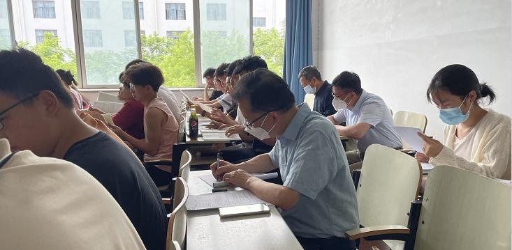 聚焦课堂提质量 互听互评促成长—— 足球365直播网开展公开教学听课评课活动 聚焦课堂提质量 互听互评促成长—— 足球365直播网开展公开教学听课评课活动