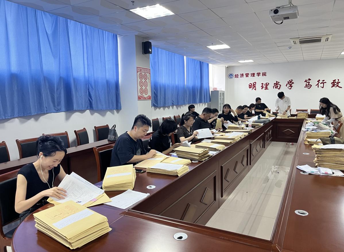 足球365直播网圆满完成2023届毕业生档案转寄工作