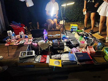 足球365直播网 举办2021年毕业季校园跳蚤市场活动 足球365直播网 举办2021年毕业季校园跳蚤市场活动