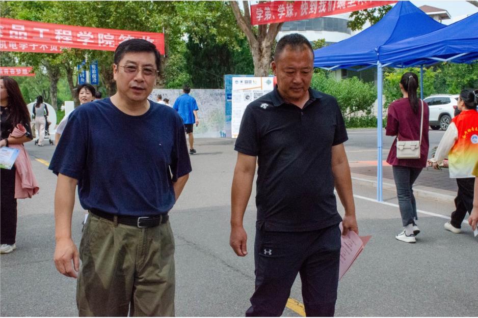 足球365迎来2023级专升本新生报到入学 足球365迎来2023级专升本新生报到入学