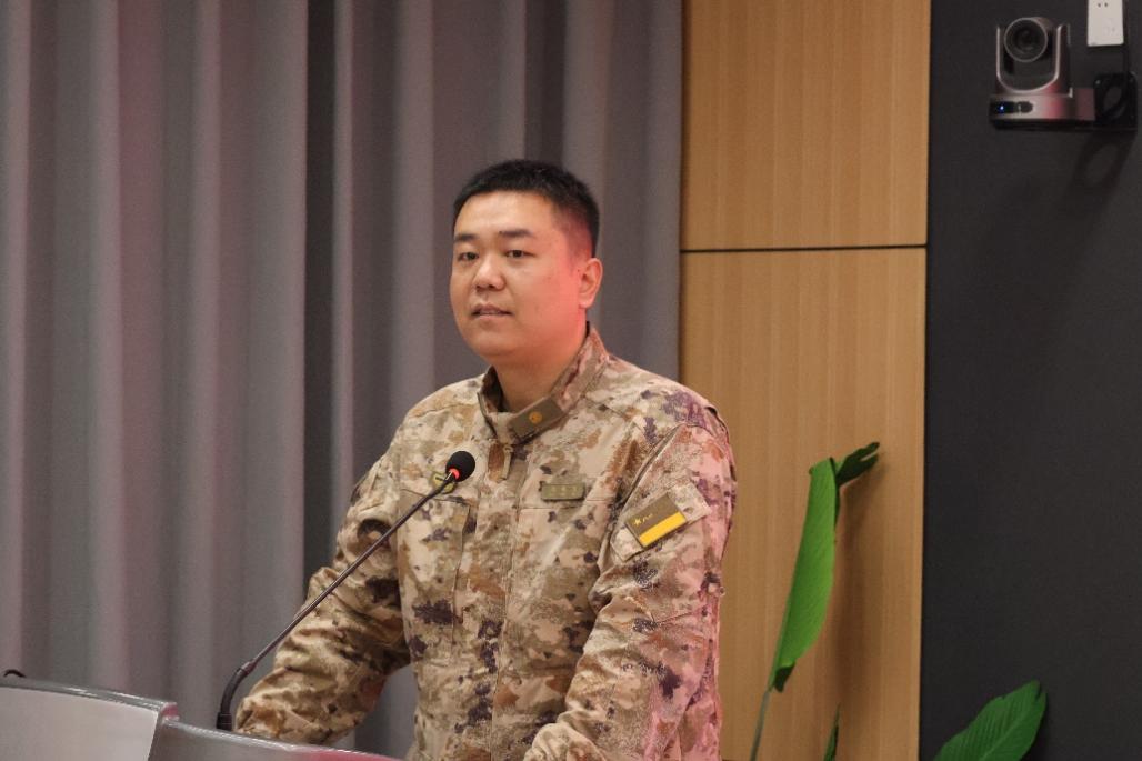 足球365开展2024年春季征兵政策宣讲会 足球365开展2024年春季征兵政策宣讲会