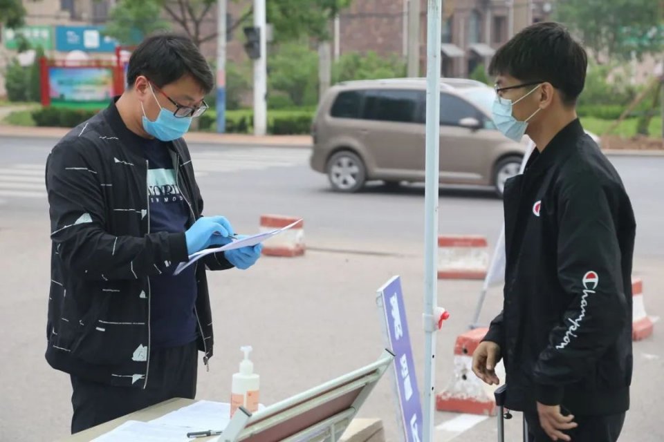 欢迎回家!足球365直播网迎来2020年春季学期首批返校学生 欢迎回家!足球365直播网迎来2020年春季学期首批返校学生