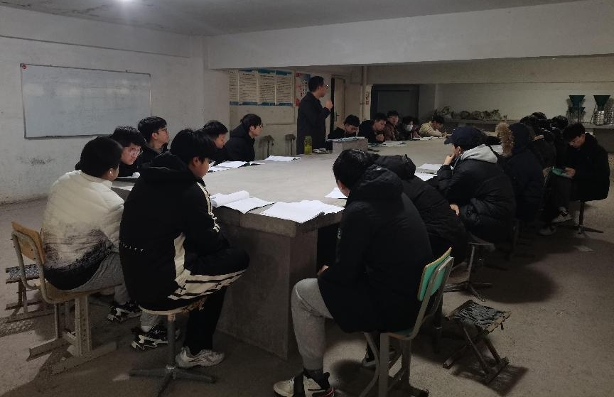 足球365与青岛盈盛检测技术有限公司开展校企合作交流
